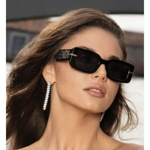 NWT Fendi FE40133I-5101V Sunglasses
